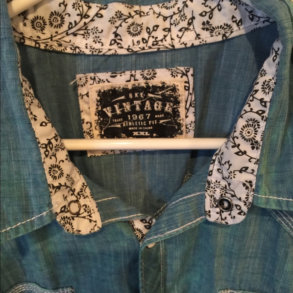 BKE Vintage button down shirt with contrast sleeve
